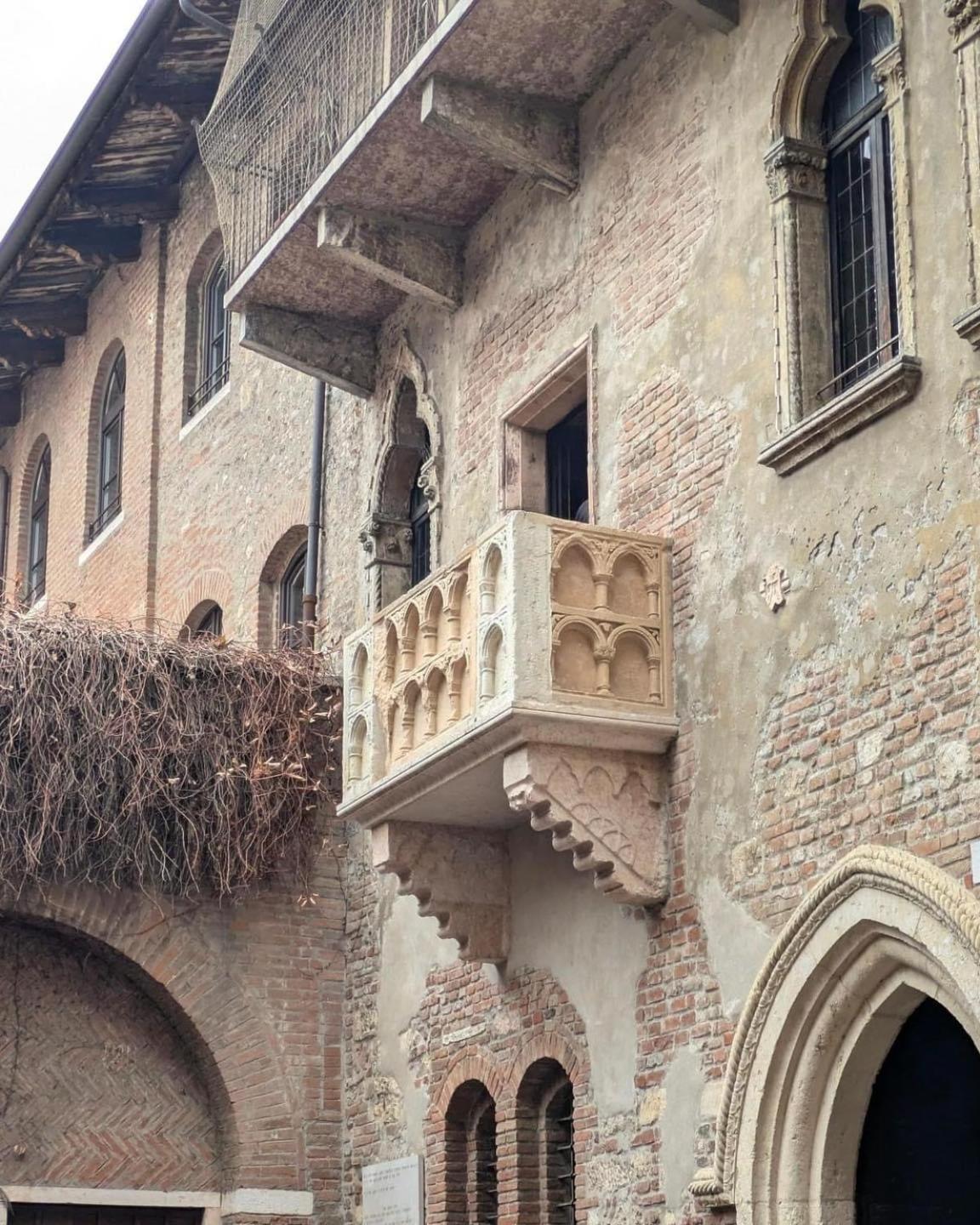 Casa Vacanza Elena Верона Экстерьер фото